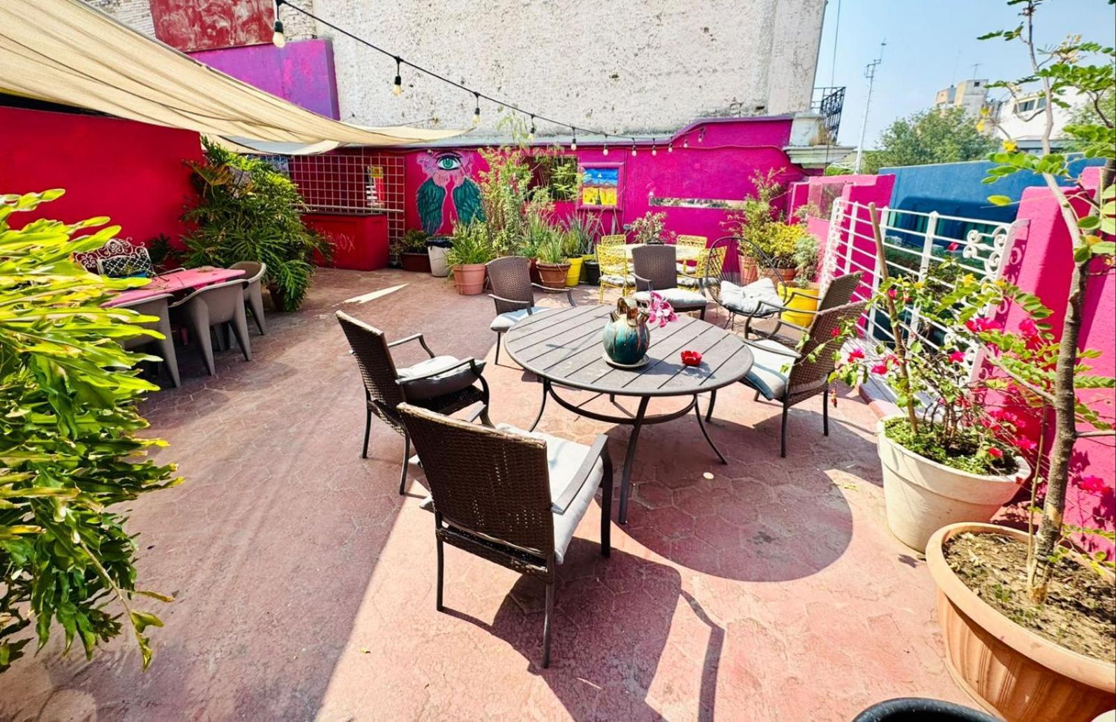 Free Spirit Hostel Guadalajara Exterior photo